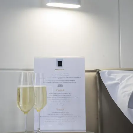 Twice - Duomo Bed & Breakfast 2*